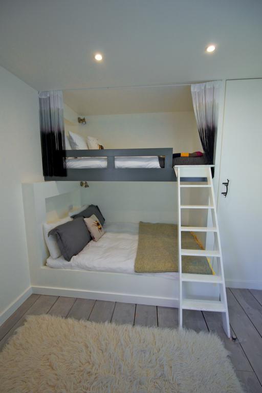 Old Town Castle View Apartment Edimburgo Esterno foto